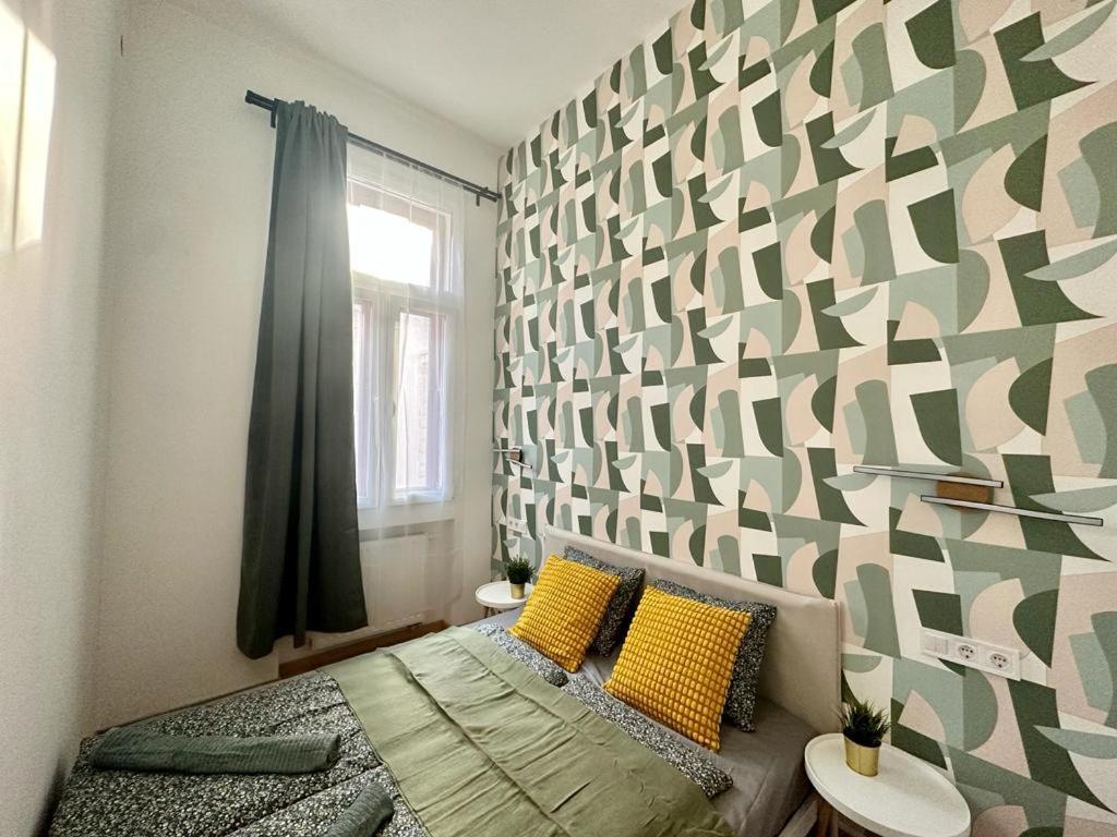 Apartment At Gozsdu Courtyard #Partyzone #Downtown #Freeparking Budapest Exterior foto