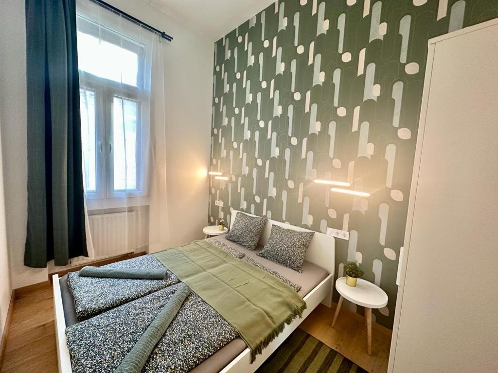 Apartment At Gozsdu Courtyard #Partyzone #Downtown #Freeparking Budapest Exterior foto